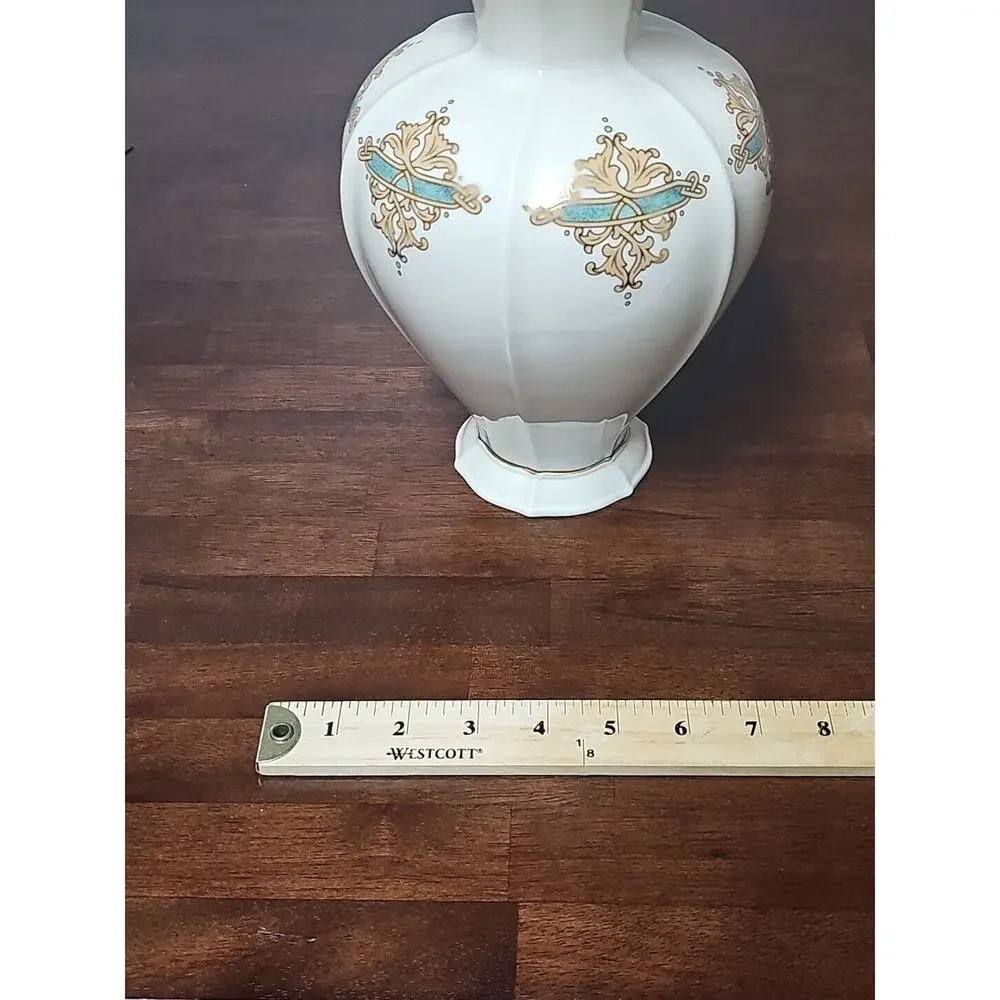 Lenox USA Porcelain Catalan Collection 9 3/4